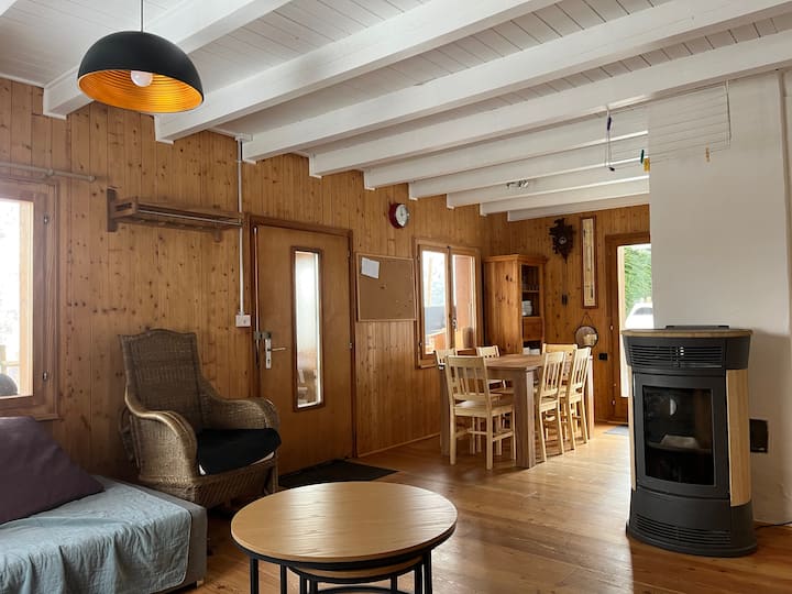 Chalet Authentique Dans Un Cadre Idyllique… - Sion
