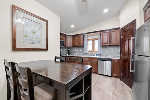 30+day Nomadic Worker's Country Comfort