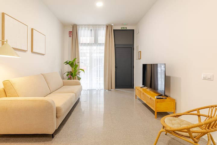 Apartamento Moderno Y Espacioso Cerca Del Mar - Valencia