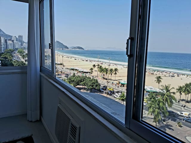 Copacabana espetacular, de frente pro mar! gallery image 2