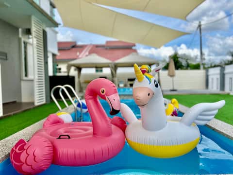 Lazic Homestay Private Pool