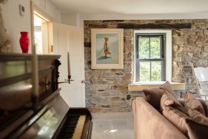 Maggie's Wood - Kinsale