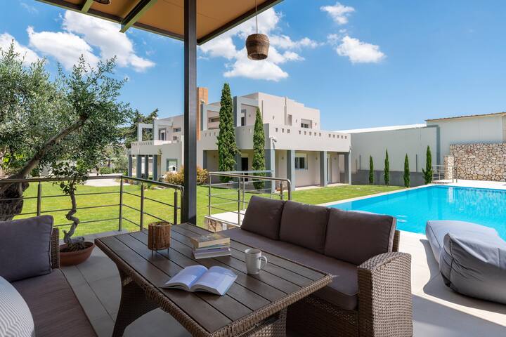 GGA Albatross Villa gallery image 4