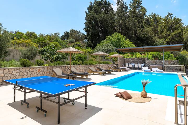 GGA Albatross Villa gallery image 2