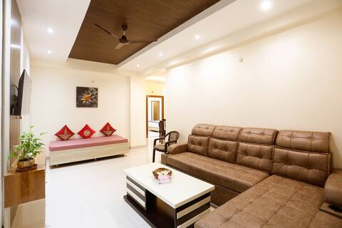 Carnival Stay2-Premium stay near Vishwanath temple