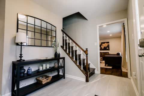 Capital Retreat: Stylish Haven Minutes from D.C.