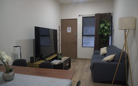 Top performing Airbnb: Full apartment near GNP stadium and P. de los Dep in Iztacalco