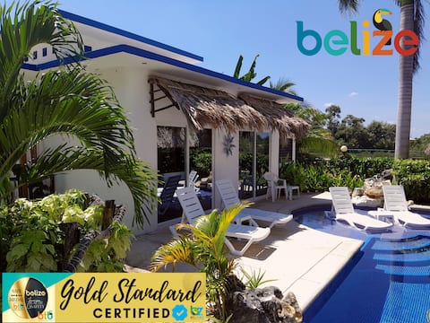 GECKO "POOL SIDE" BUNGALOW*Free Shuttle*