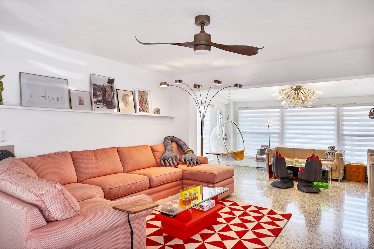 Top performing Airbnb: Art Themed Home with Stock Tank Pool in Whitfield