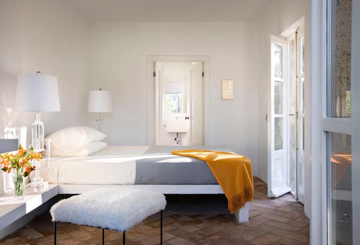 Bazénová spálňa v dome,