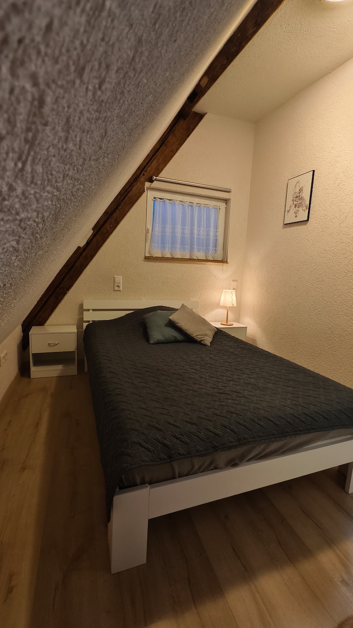 Newly Renovated Apartment In Esslingen's Old Town - Stuttgart