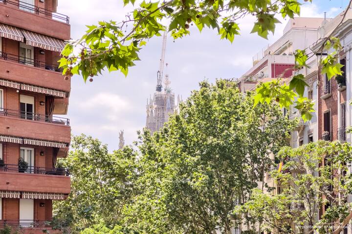 Sagrada Familia 360 gallery image 3