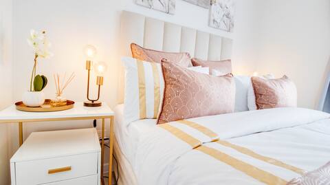 Cozy Urban Oasis-near O.R. Tambo with UPS backup