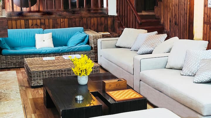 მისაღები ოთახი 1