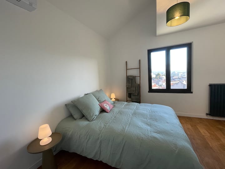 საძინებელი 1