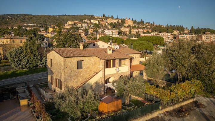 Casale Corciano | Charming Umbria retreat