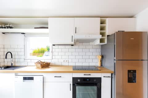 Charming family home 10 minutes from the beaches
