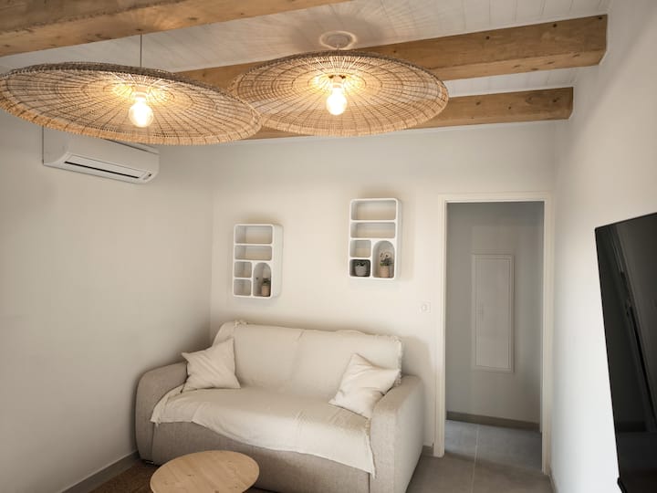 Bas De Villa Vue Mer Et Montagne - Cagnes-sur-Mer
