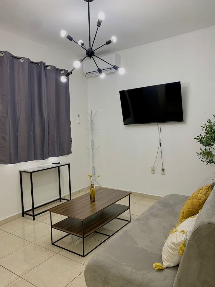 Casa Newton A 10 Min De Comala, C/cochera/ Wifi - Colima