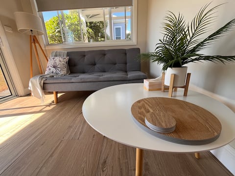 Popular Airbnb listing: Loft Studio in Wollongong City Council