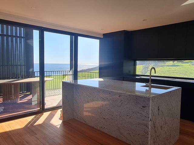 Ocean Ridge House Scotts Head NSW gallery image 2