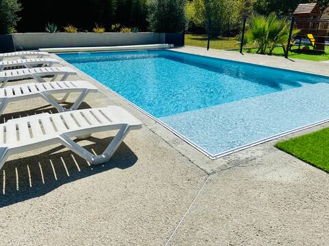 Fully-equipped villa