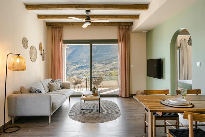 Azolaki Suite #3 - Kefalonia