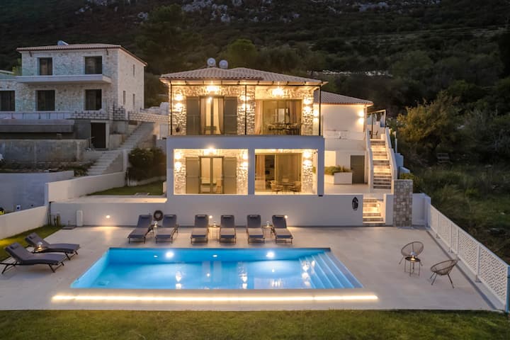 Azolaki Suite #1 - Kefalonia
