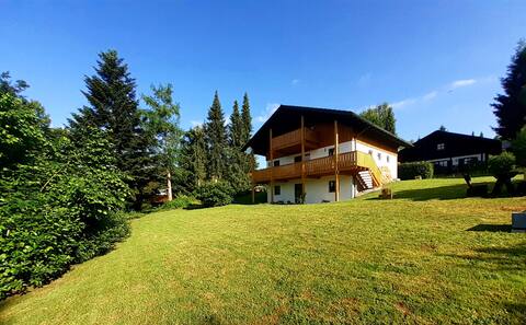 Large vacation home - The Forest House 110