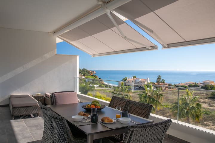 Casa Chloe -Luxury Oceanview Penthouse - Lagos