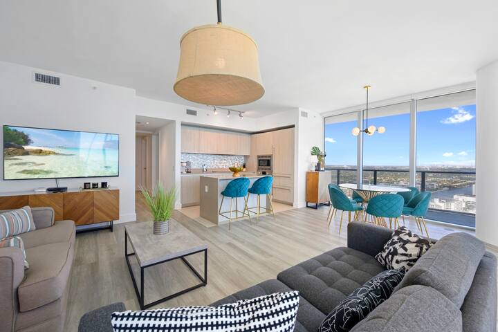 The BEST Ocean front apartment at LYFE Resort! gallery image 4