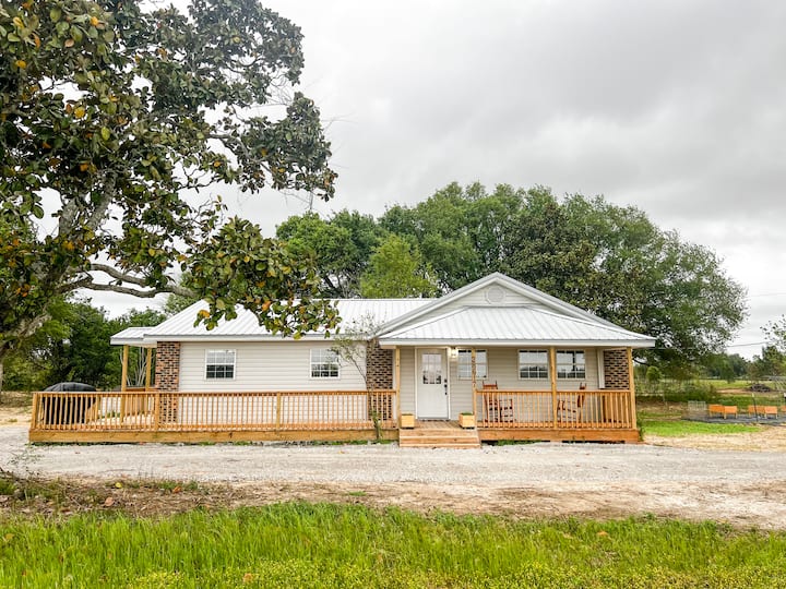 Elberta Vacation Rentals & Homes Alabama, United States Airbnb