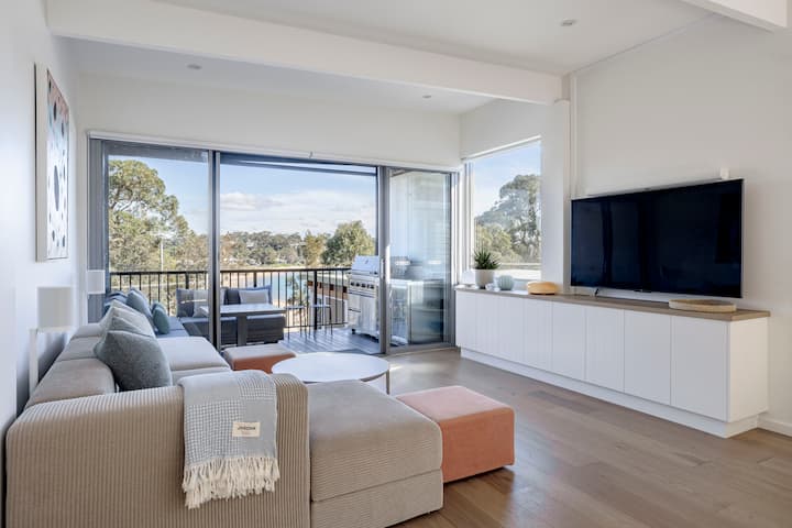Adrift. Contemporary Beachfront Luxury. - Bundeena