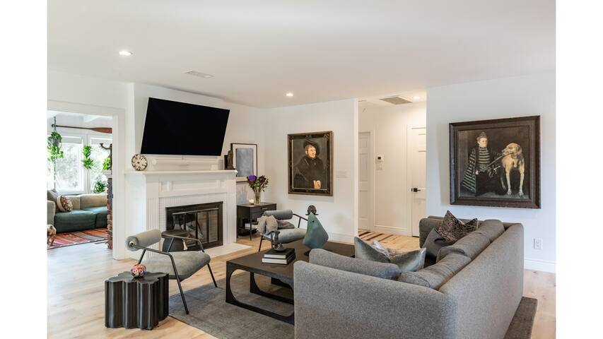 BOHO Luxury 3bd Homestead Oasis w/ Farm & Gardens gallery image 2