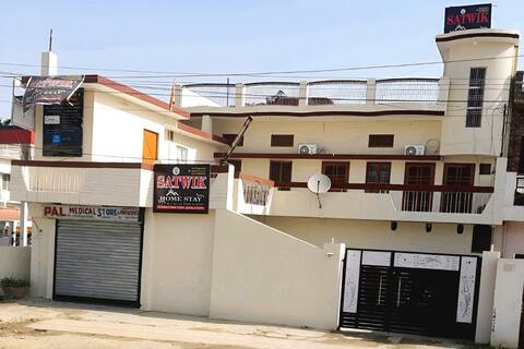 Satwik HomeStay Ayodhya