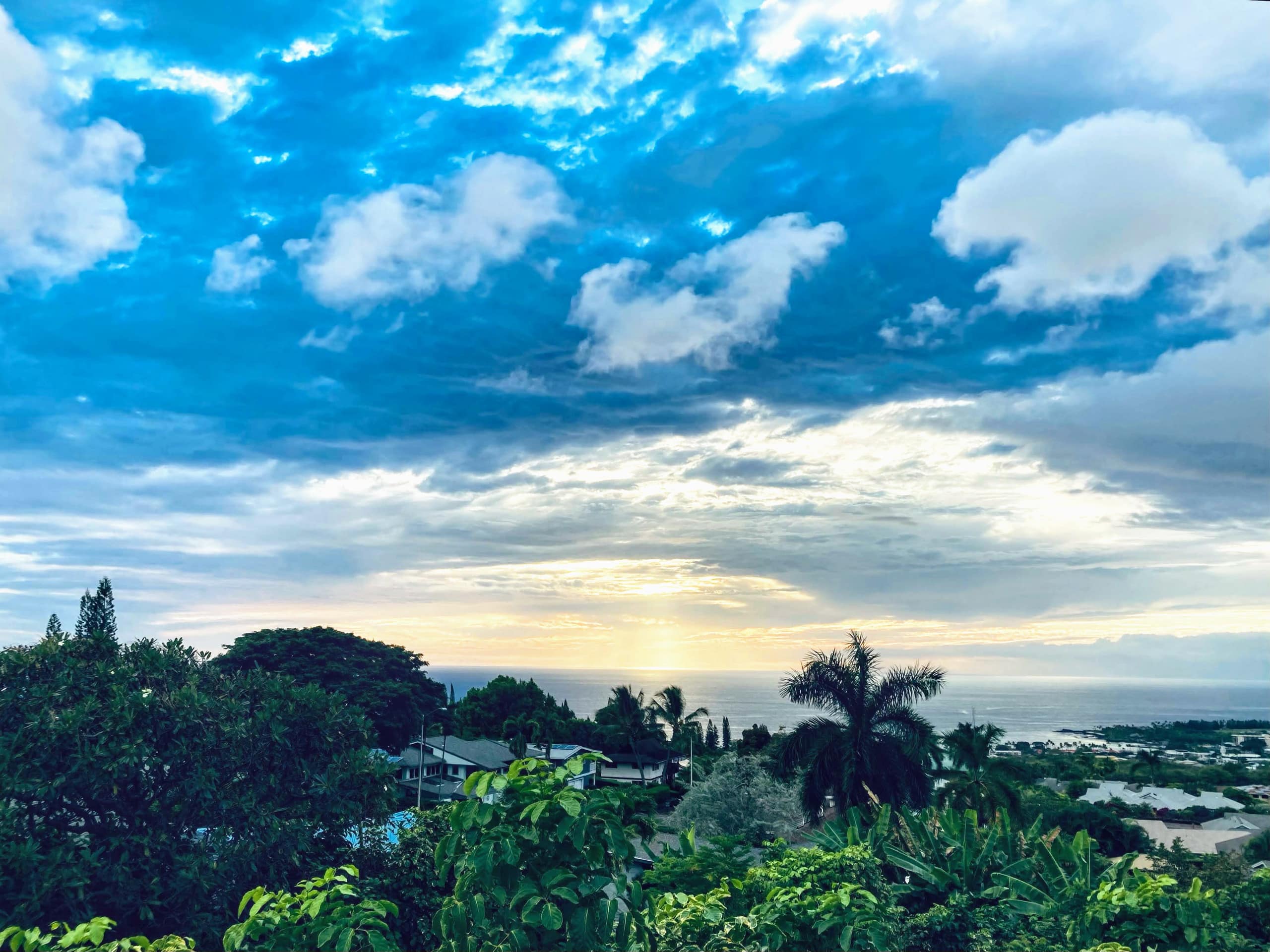 Home in Kailua-Kona · ★4.97 · 4 bedrooms · 8 beds · 4 shared baths - Image 28