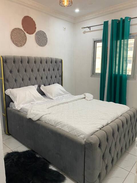 Furnished studio at low price (living room, bedroom, shower)