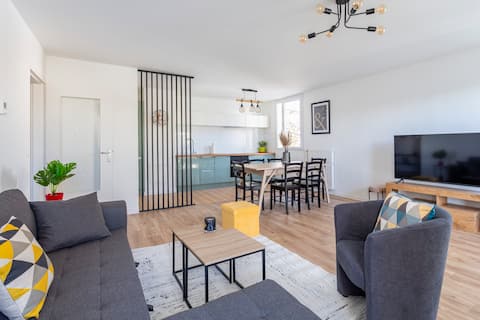 spacious apartment near Paris