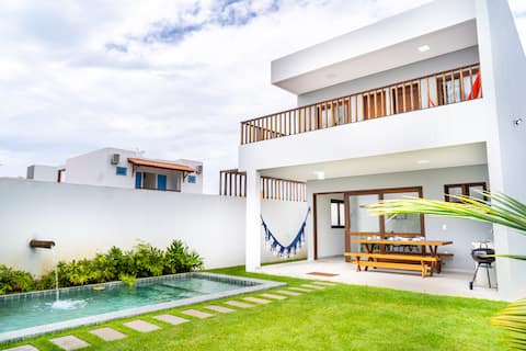 Imóvel de sucesso: Casa do Sino – 5 minutes from the edge of Patacho Beach em Porto De Pedras