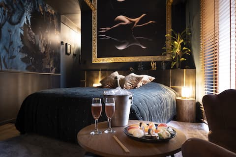 L'Oasis des Sens Jacuzzi Sauna Secret Room