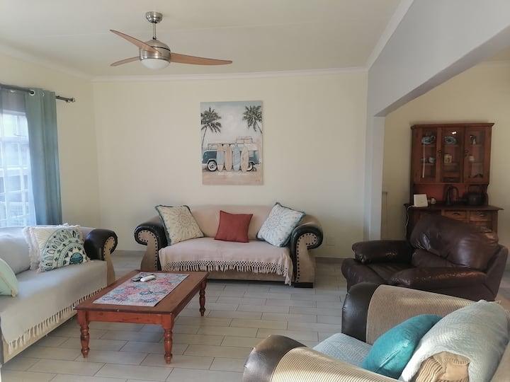 Mackerel Holiday Home - Richards Bay