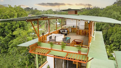 Suite Ocean View with Jacuzzi • Pelícano