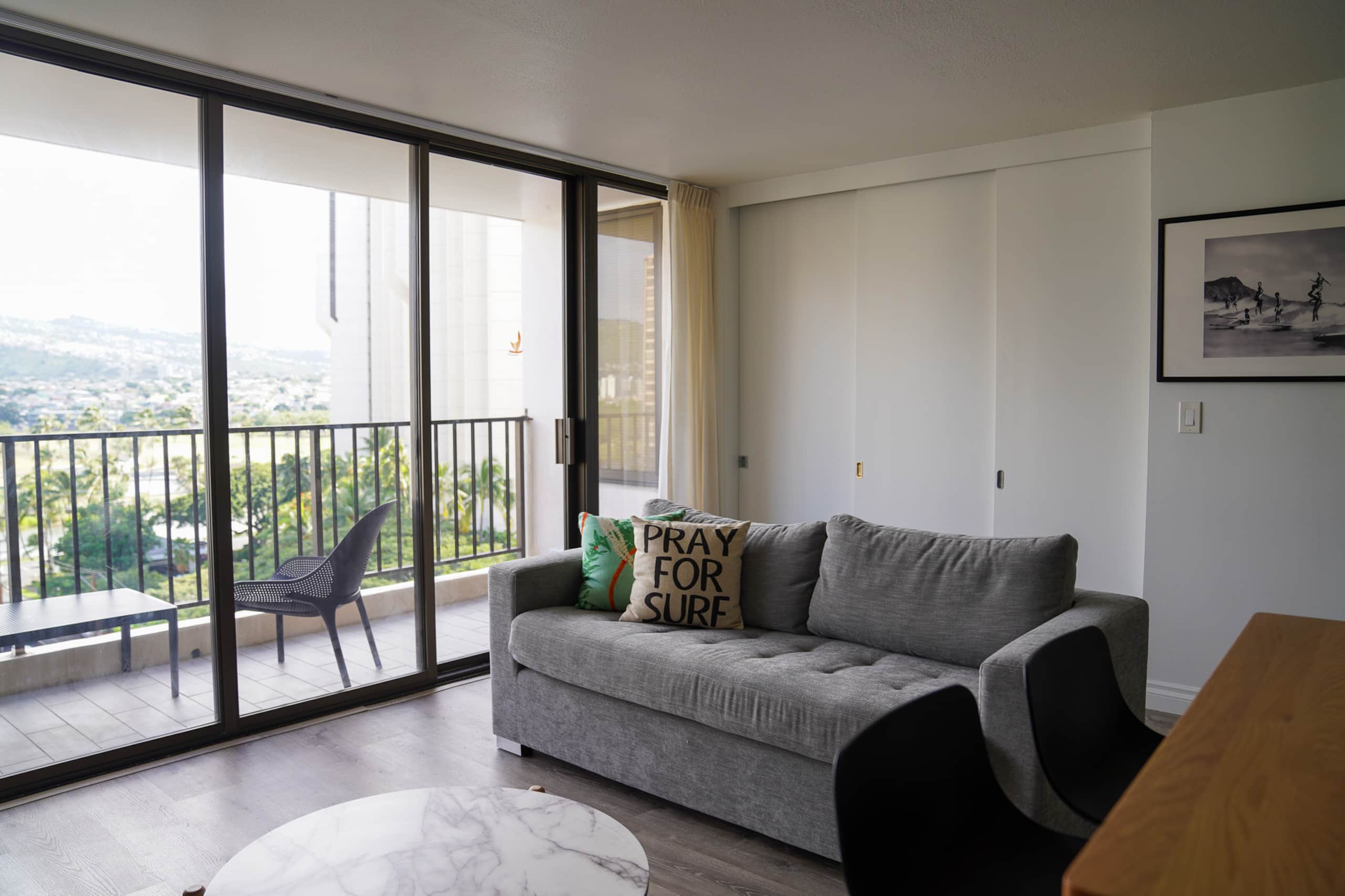 Condo in Honolulu · ★4.97 · 1 bedroom · 2 beds · 1 private bath - Image 60