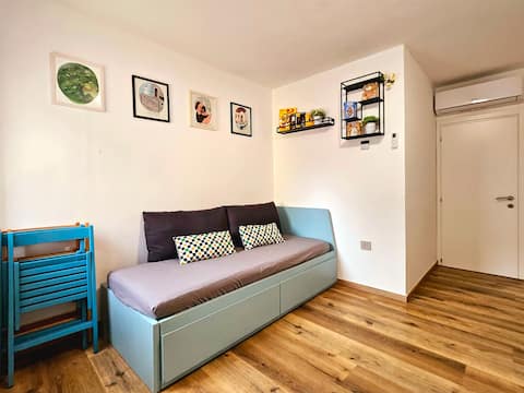 Successful Airbnb property: Cà Genesia. House with terrace, laundry and bikes in Chioggia