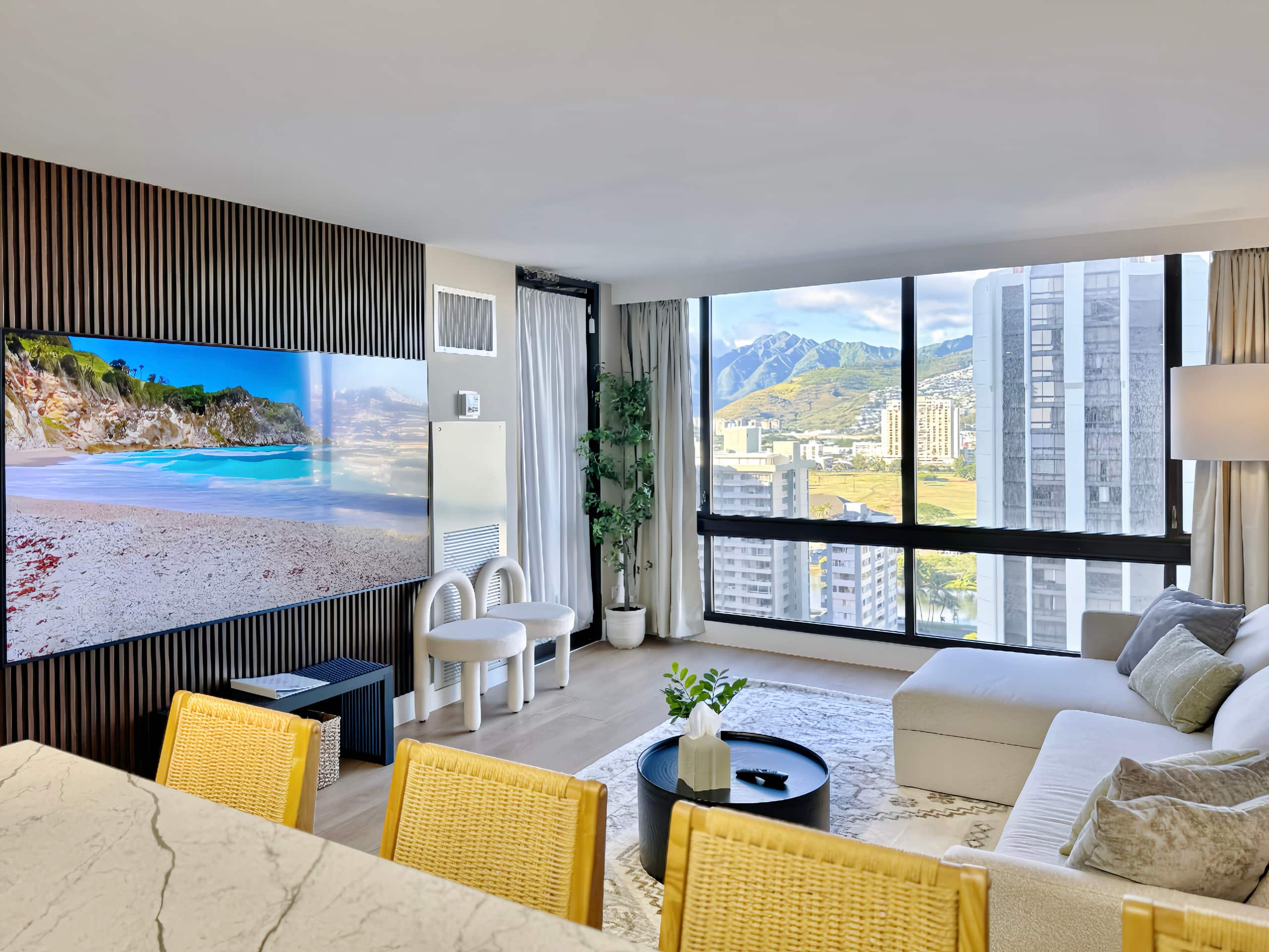 20F-Upscale Mountain View-1BR-Near Beach~ - Image 4