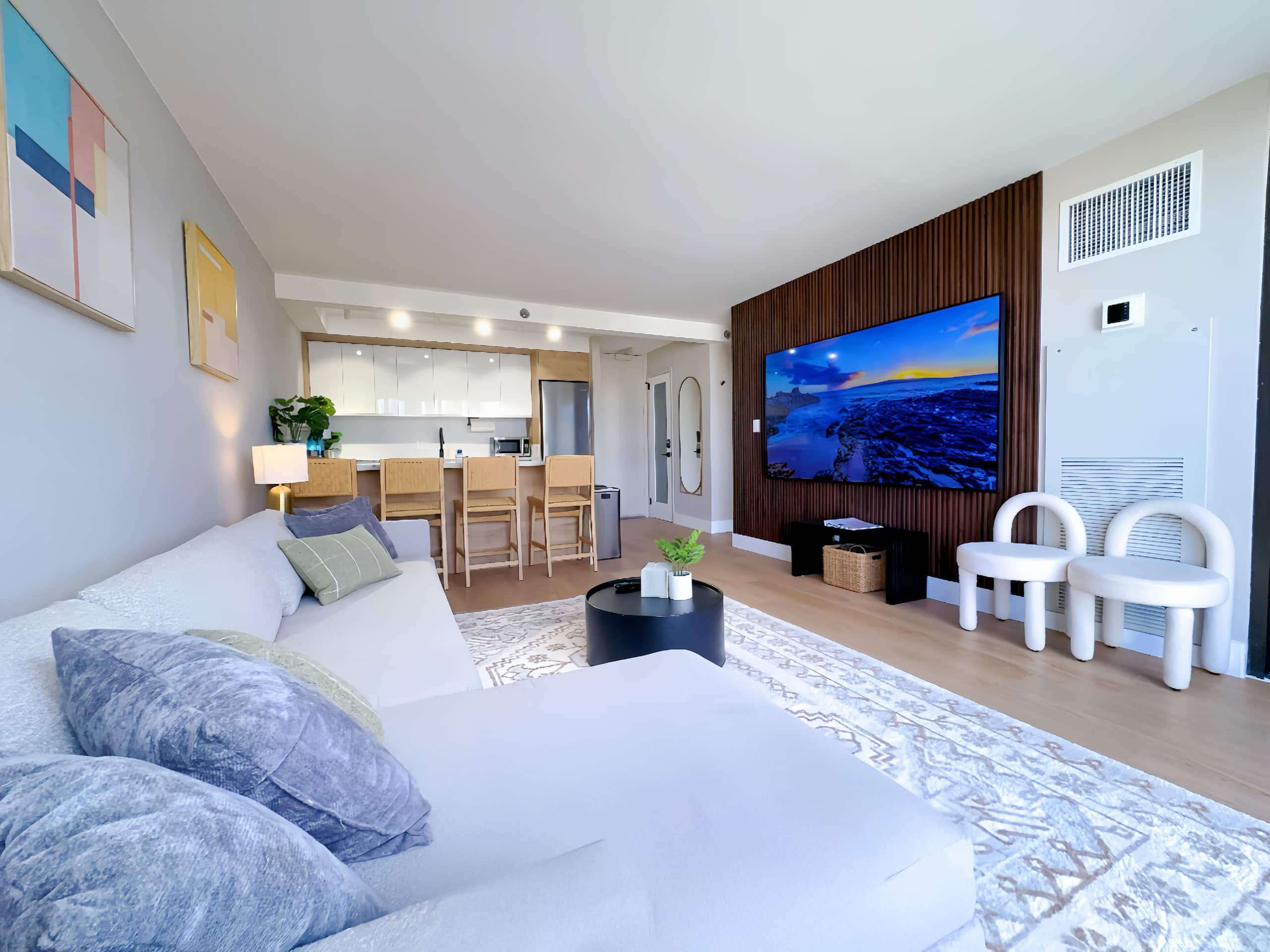 20F-Upscale Mountain View-1BR-Near Beach~ - Image 7