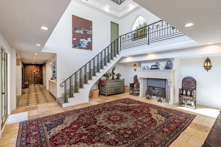 Enchanting Moroccan Oasis: Hollywood Hills gallery image 2