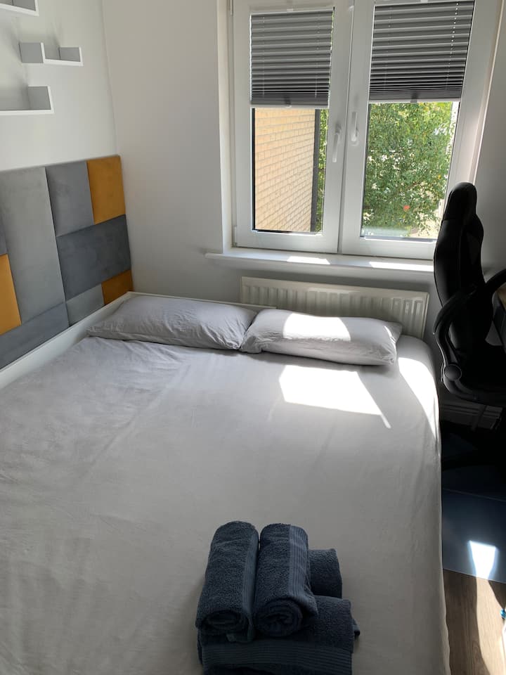 غرفة النوم 2