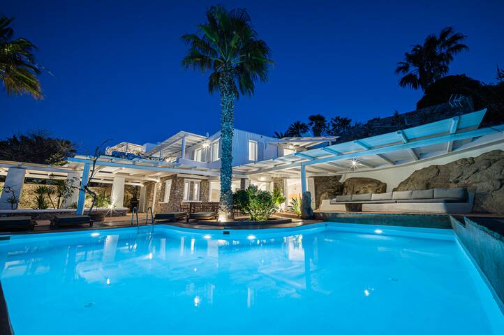 Sanarte villa 4, 4br w/private pool and sea view!