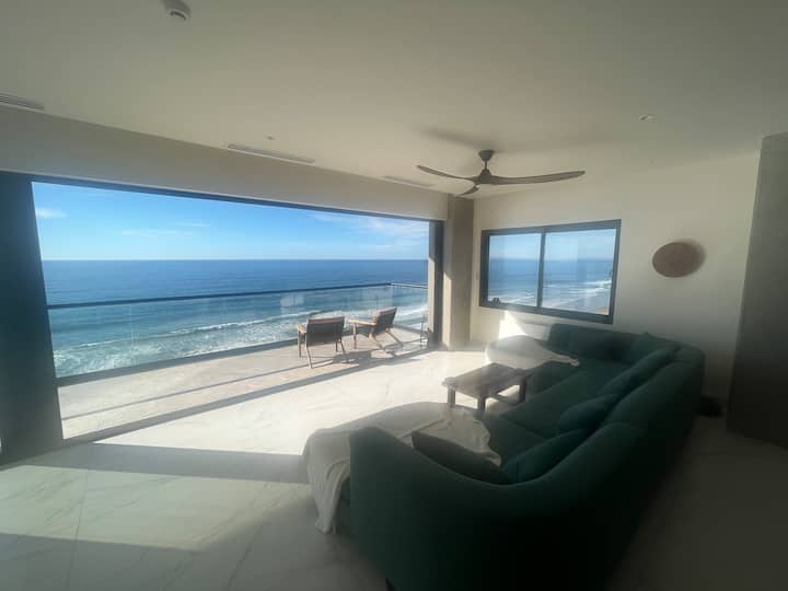Above The Sea - La Playas Luxurious Condo - Playas de Tijuana